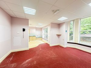 Photo 28- click for photo gallery